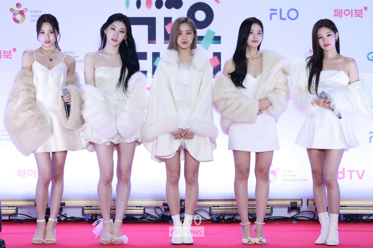 [O포토] 잇지 '순백의 그녀들'